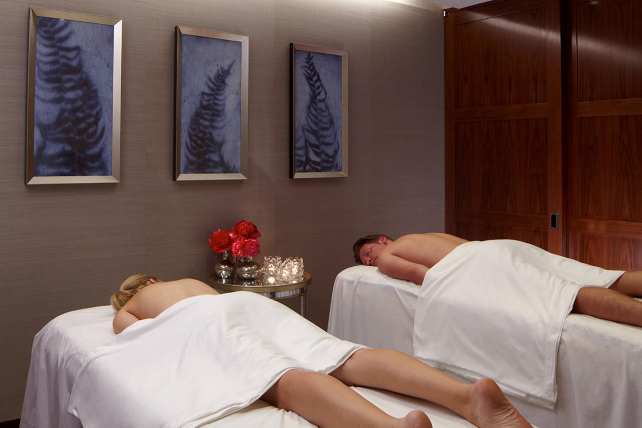 Trump International New York Exterior foto Massage therapy