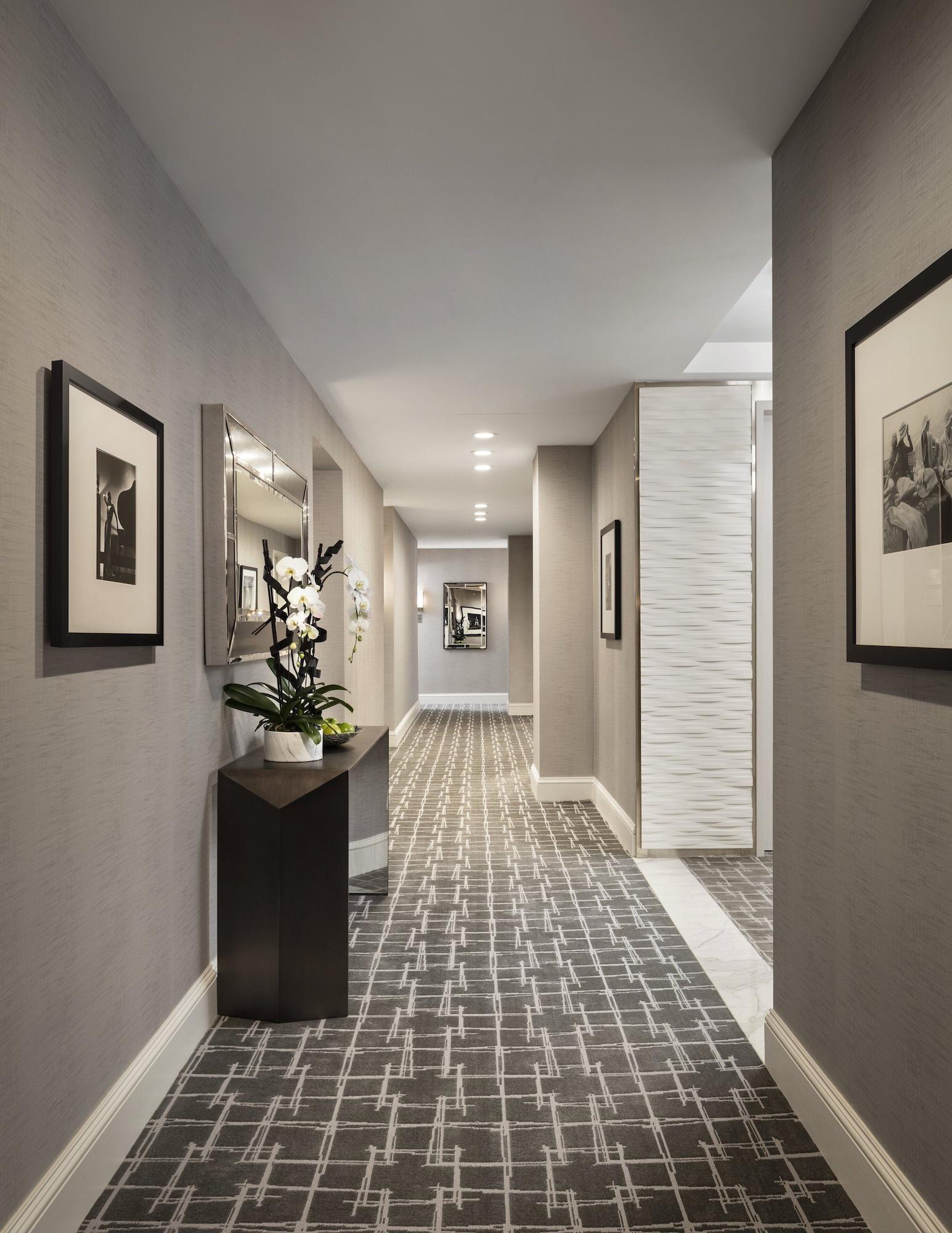 Trump International New York Exterior foto A residential hallway